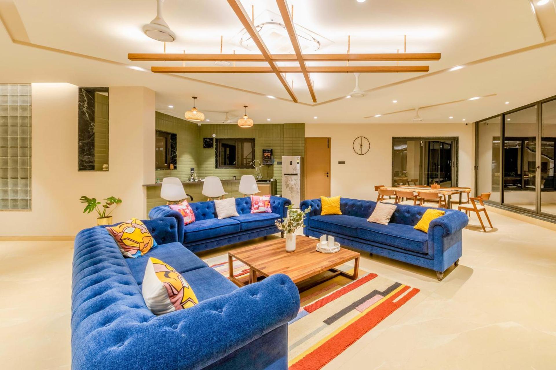 Pearl Lakeview Mansion By Stayvista - Lakeside Villa With Infinity Pool, Jacuzzi, In-House Theatre & Games Room Igatpuri Eksteriør billede