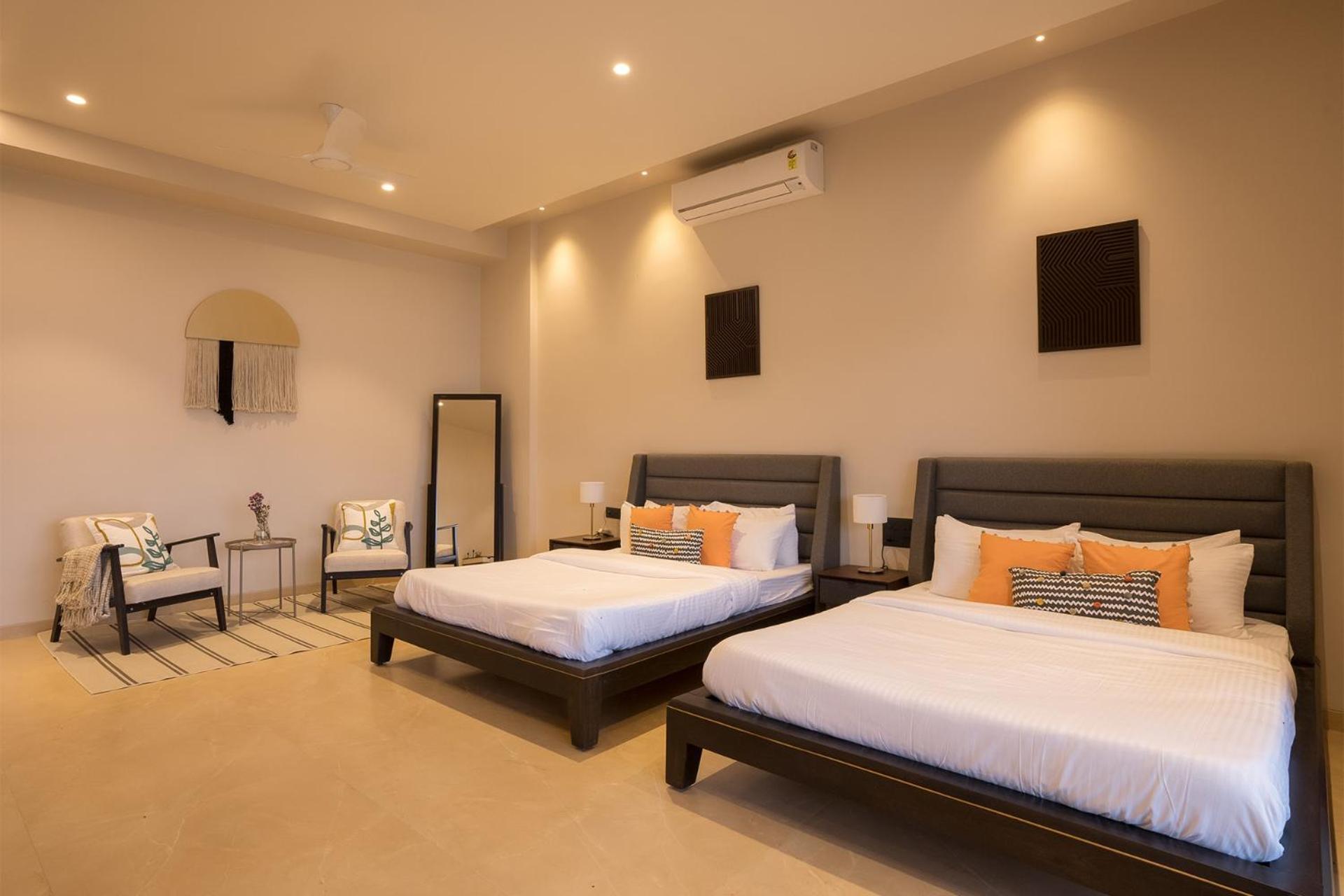 Pearl Lakeview Mansion By Stayvista - Lakeside Villa With Infinity Pool, Jacuzzi, In-House Theatre & Games Room Igatpuri Eksteriør billede
